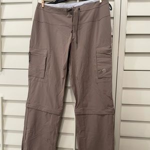 Mountain Hardware hiking pants size 10